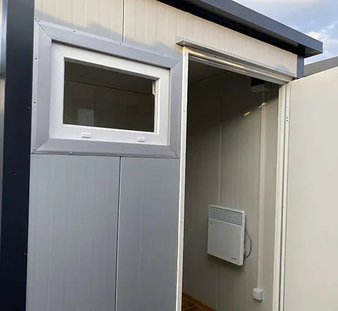 BÜROCONTAINER 6,00 X 2,40M MIT WC